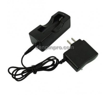 Sạc pin 18650 2 khớp